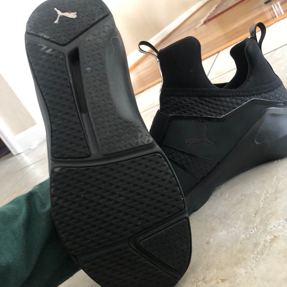 Puma shoes - Picture 3 of 3